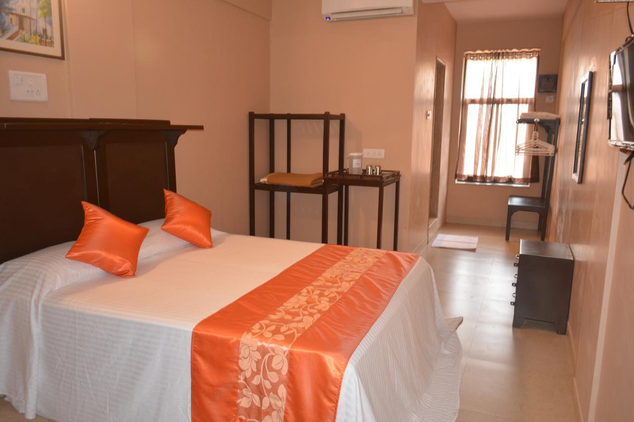 Dimar Beach Hotel Calangute Exterior photo