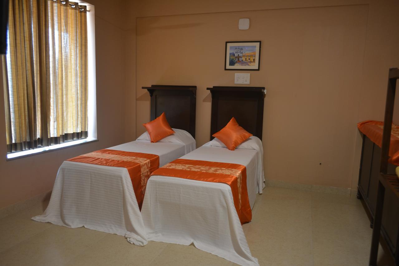 Dimar Beach Hotel Calangute Exterior photo